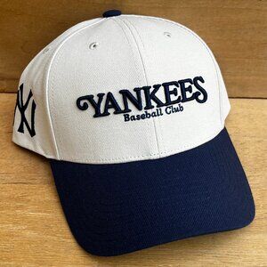 MITCHELL & NESS NEW YORK YANKEES CLUB HOUSE STRAP BACK HAT Structured NEW (RARE)